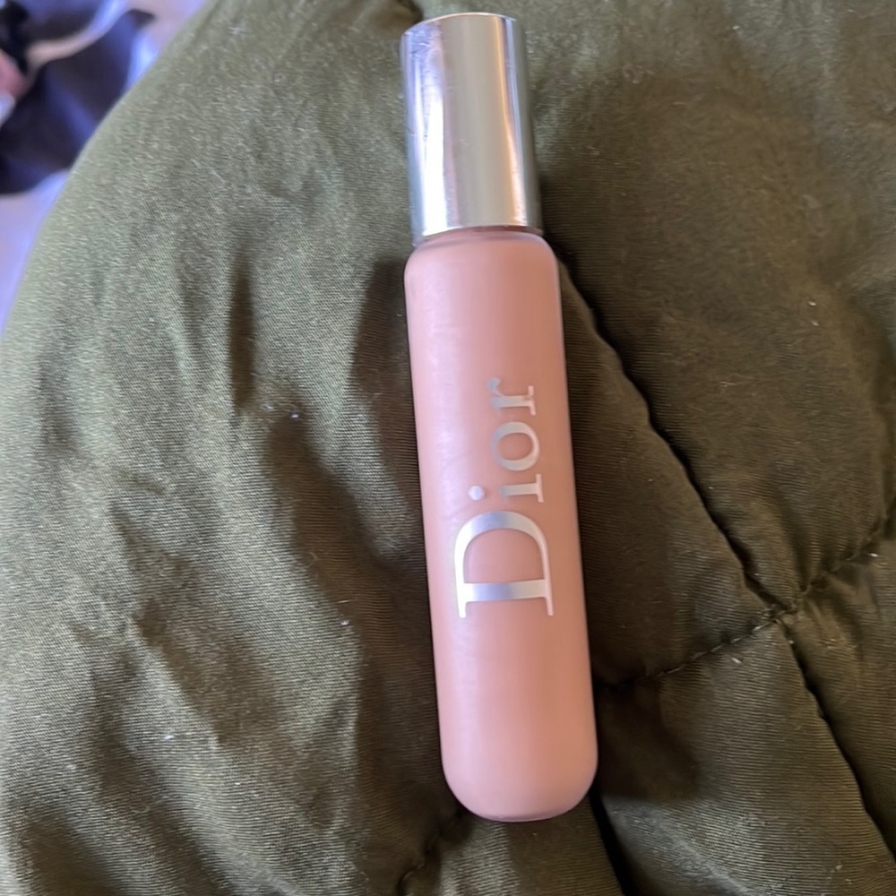 Dior backstage concealer